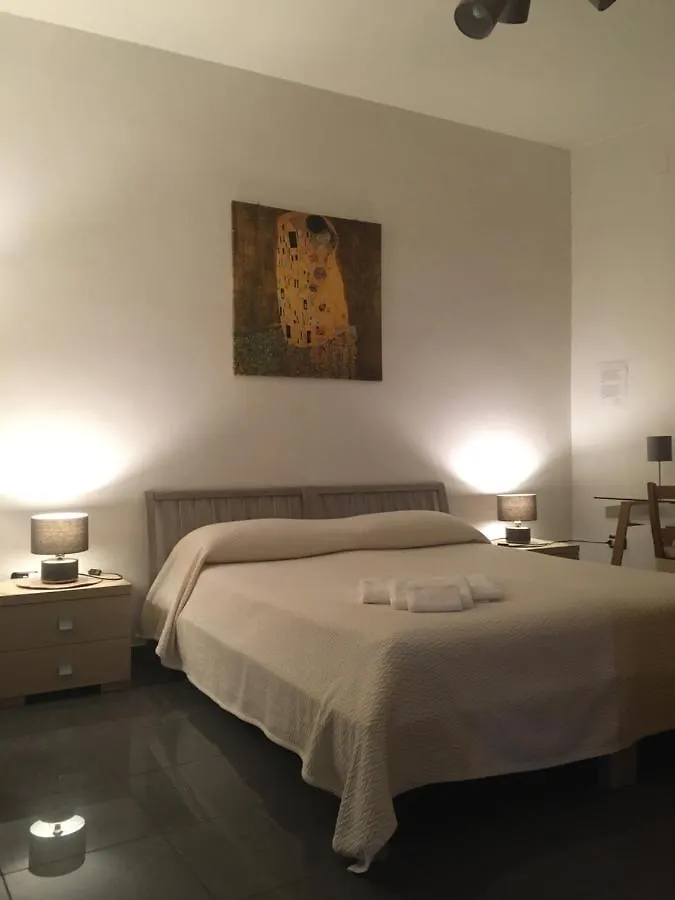 Blackboard House Hotel Bari Guest house