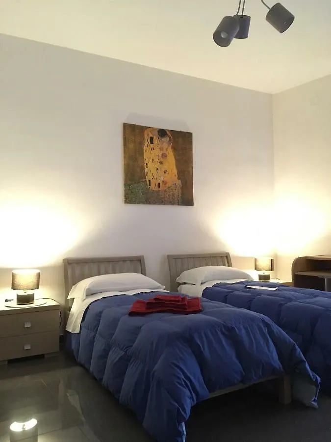 Blackboard House Hotel Bari
